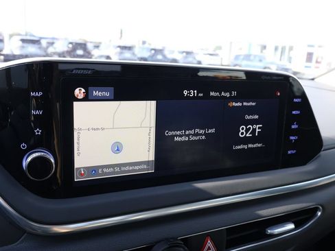 Used 2020 Hyundai Sonata Limited w/ Preferred Accessory Package FWD image 22