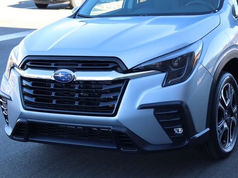 New 2026 Subaru Ascent Limited w/ Popular Package #2 image 3