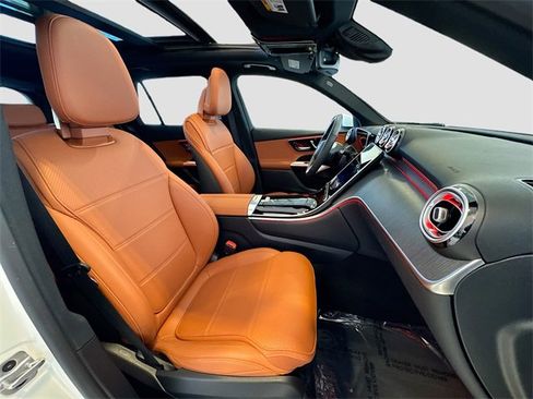 Certified 2025 Mercedes-Benz GLC 350e 4MATIC image 30