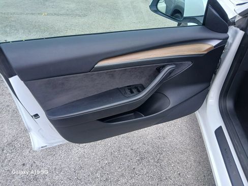 Used 2023 Tesla Model 3 Standard Range RWD image 10