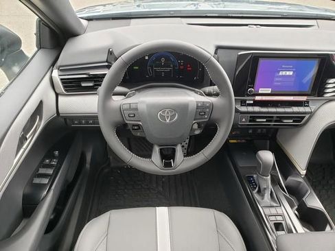 New 2026 Toyota Camry SE FWD image 14