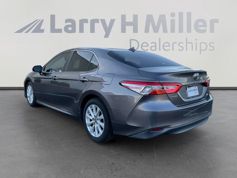 Used 2019 Toyota Camry LE w/ Carpet Mat Package image 3