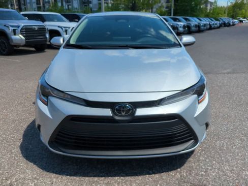 Certified 2026 Toyota Corolla LE FWD image 9