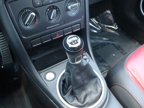 Used 2014 Volkswagen Beetle R-Line FWD image 28