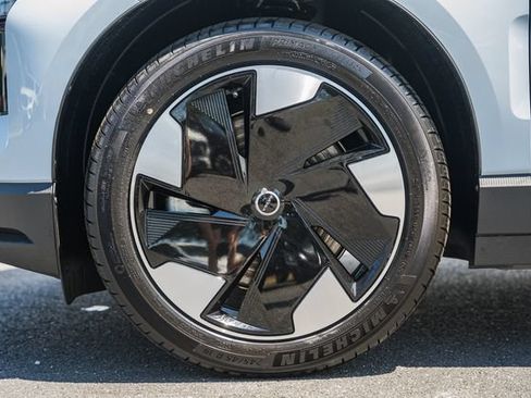 New 2026 Volvo EX30 Plus w/ Climate Package AWD/4WD image 17