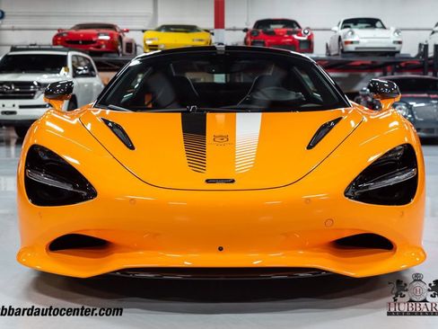 Used 2024 McLaren 750S Spider image 11