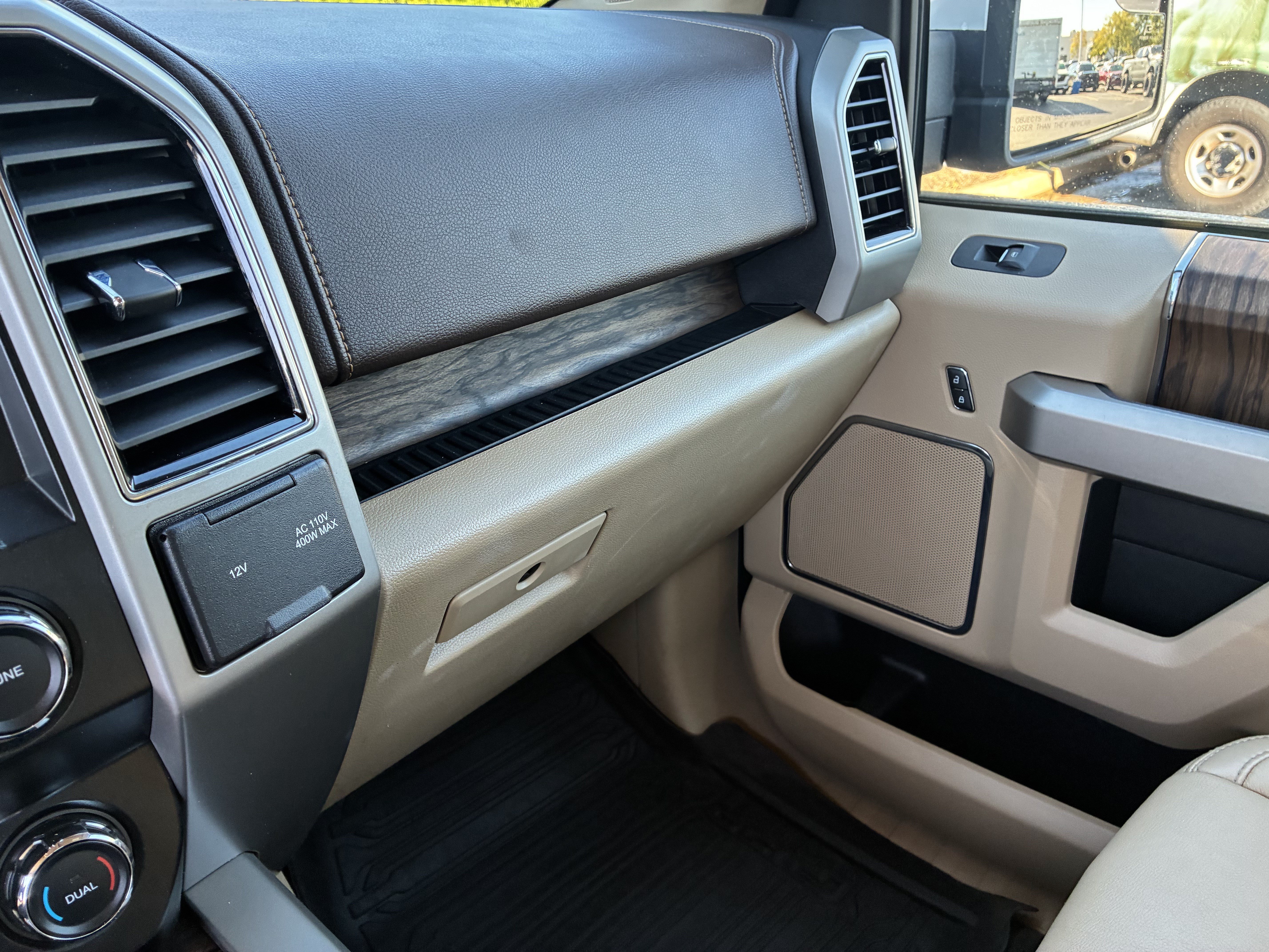 Used 2019 Ford F150 Lariat w/ Trailer Tow Package AWD/4WD image 35
