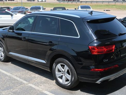 Used 2019 Audi Q7 2.0T Premium AWD/4WD image 12