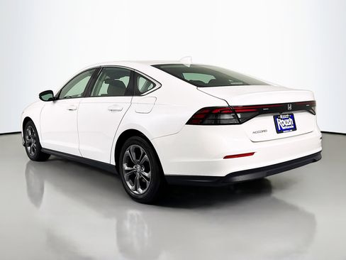 Certified 2023 Honda Accord EX image 7