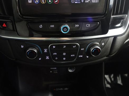 Used 2023 Chevrolet Traverse Premier w/ Redline Edition AWD/4WD image 53