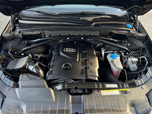 Used 2017 Audi Q5 2.0T Premium image 14