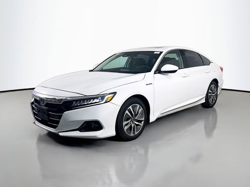 Used 2021 Honda Accord EX image 4