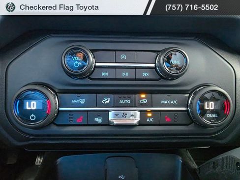 Used 2024 Ford Bronco Big Bend image 18