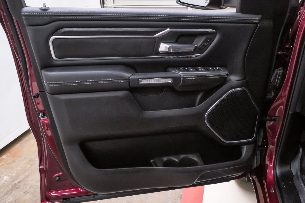 Used 2024 RAM 1500 Laramie RWD image 24