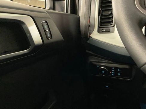 New 2025 Ford Bronco Heritage Edition image 19