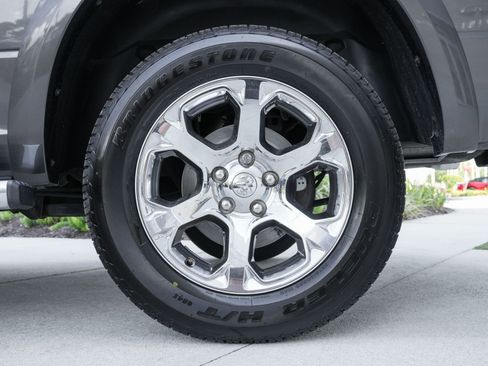 Used 2016 RAM 1500 Laramie w/ Convenience Group AWD/4WD image 29