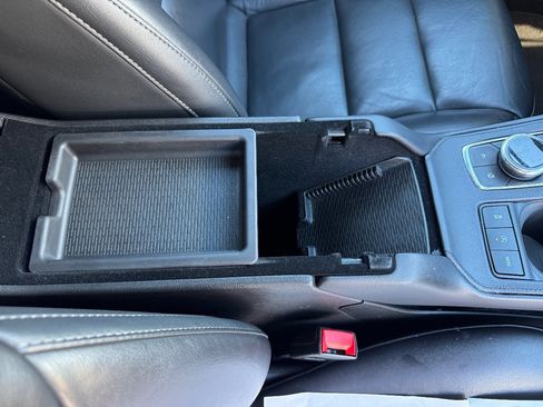 Used 2023 Cadillac XT4 Premium Luxury image 19