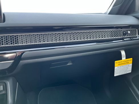 New 2026 Honda Civic Sport image 17