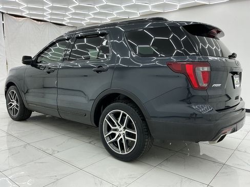 Used 2017 Ford Explorer Sport AWD/4WD image 12