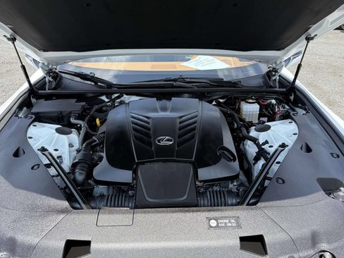 Used 2022 Lexus LC 500 Convertible w/ Touring Package RWD image 29