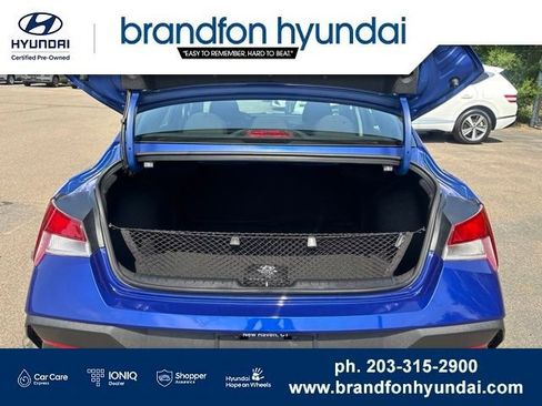 Used 2024 Hyundai Elantra SEL FWD image 29