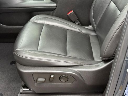 Used 2021 Chevrolet Tahoe LT AWD/4WD image 19