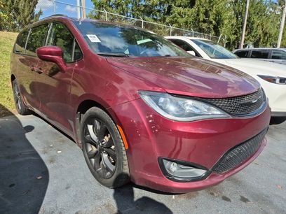 Used 2019 Chrysler Pacifica Touring-L Plus w/ S Appearance Package