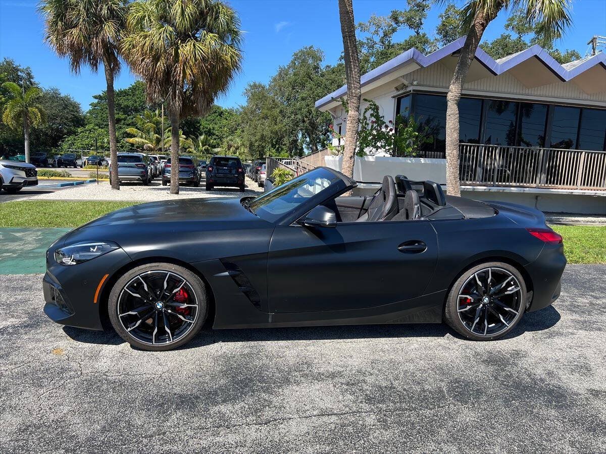 Used 2026 BMW Z4 M40i RWD image 9