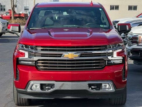 Used 2022 Chevrolet Silverado 1500 High Country w/ Safety Package II AWD/4WD image 2