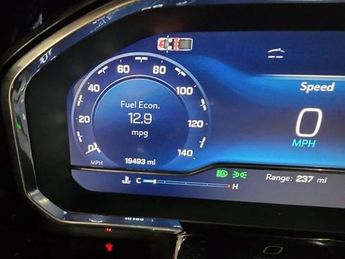 Used 2025 Chevrolet Silverado 3500 LTZ AWD/4WD image 11