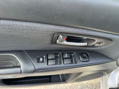 Used 2007 MAZDA MAZDA3 i Touring image 17