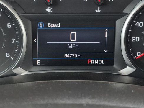 Used 2021 Chevrolet Equinox LT FWD image 25
