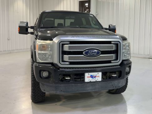 Used 2016 Ford F350 Platinum image 4