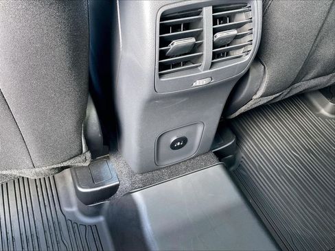 Used 2025 Ford Escape Active w/ Active Premium Tech Pack AWD/4WD image 25