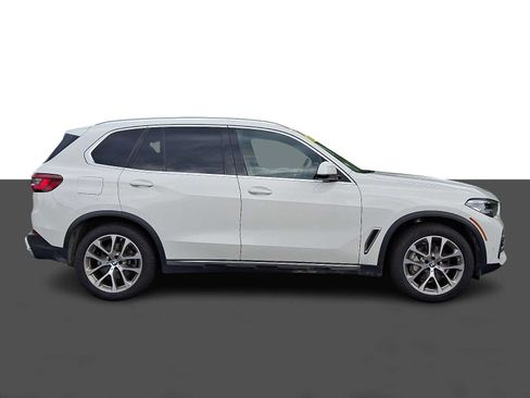 Used 2022 BMW X5 xDrive40i w/ Parking Assistance Package AWD/4WD image 7
