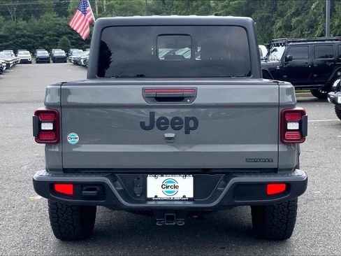 Used 2021 Jeep Gladiator Sport AWD/4WD image 4