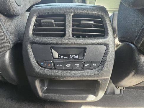 Used 2022 Honda Pilot Sport image 40