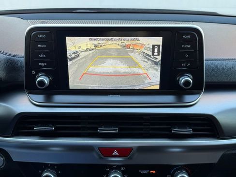 Used 2020 Kia Telluride LX image 34