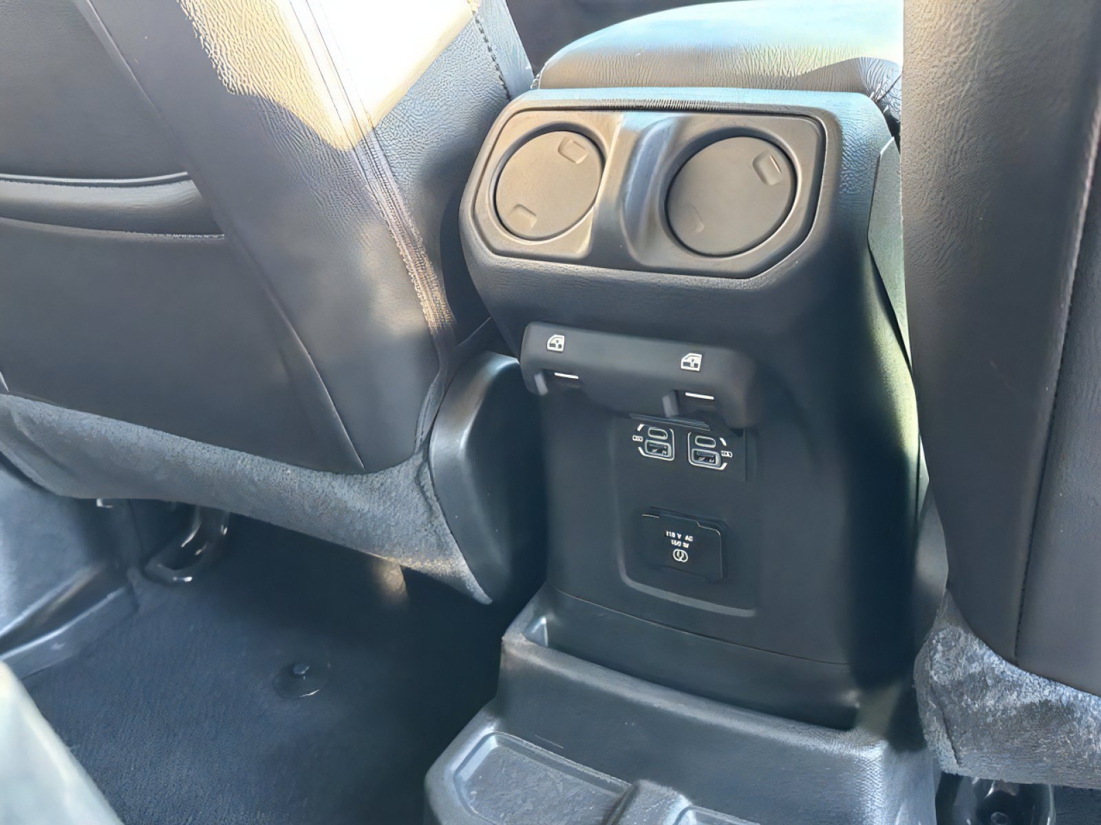 Used 2021 Jeep Wrangler Unlimited Sahara w/ Safety Group AWD/4WD image 30