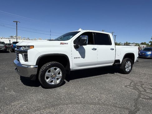 Used 2023 Chevrolet Silverado 2500 LTZ image 9