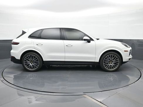 Certified 2020 Porsche Cayenne AWD/4WD image 22