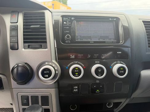 Used 2013 Toyota Sequoia SR5 RWD image 24