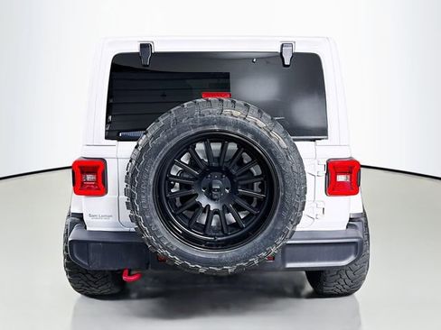 Used 2021 Jeep Wrangler Unlimited Rubicon AWD/4WD image 7