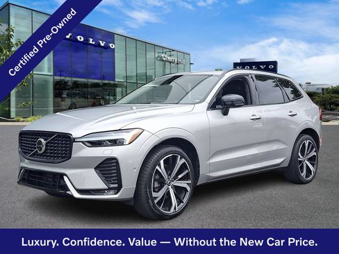 Used 2023 Volvo XC60 B5 Ultimate w/ Climate Package AWD/4WD image 1