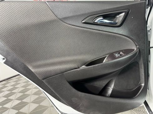 Used 2023 Chevrolet Malibu LS image 39