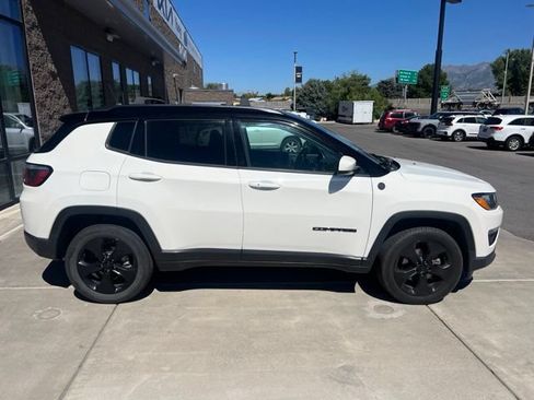 Used 2020 Jeep Compass Latitude AWD/4WD image 6