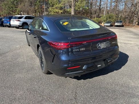 Certified 2022 Mercedes-Benz EQS 580 4MATIC Sedan image 7