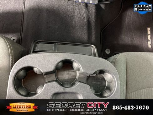 Used 2024 RAM 2500 Big Horn w/ Sport Appearance Package image 24