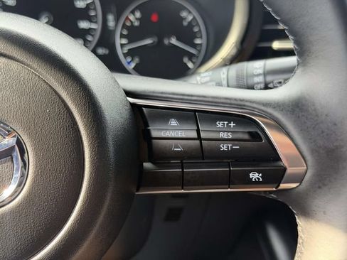 Used 2025 MAZDA MAZDA3 s Sport FWD image 21