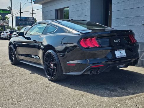Used 2019 Ford Mustang GT Premium w/ Equipment Group 401A RWD image 3